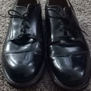 Mens dress shoes size 9